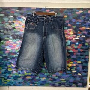 Lot29 Jean shorts with a faded look size 34